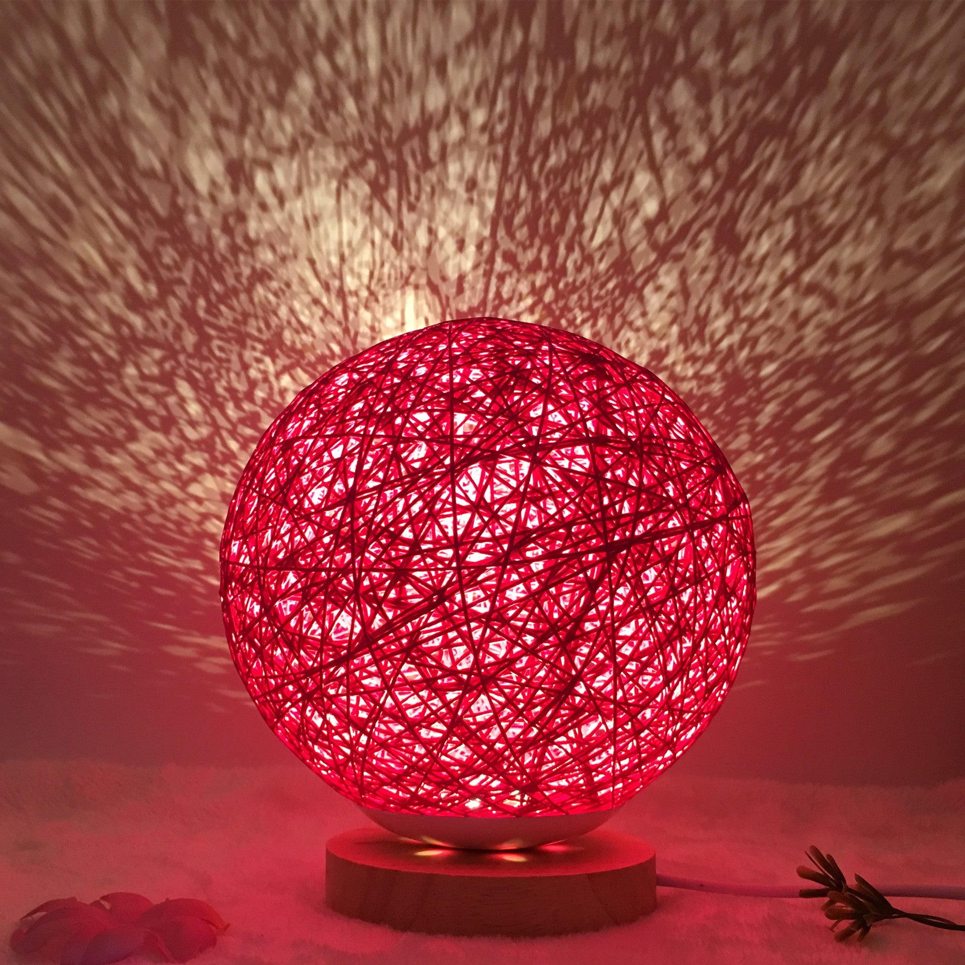 Soothing Rattan Lamp