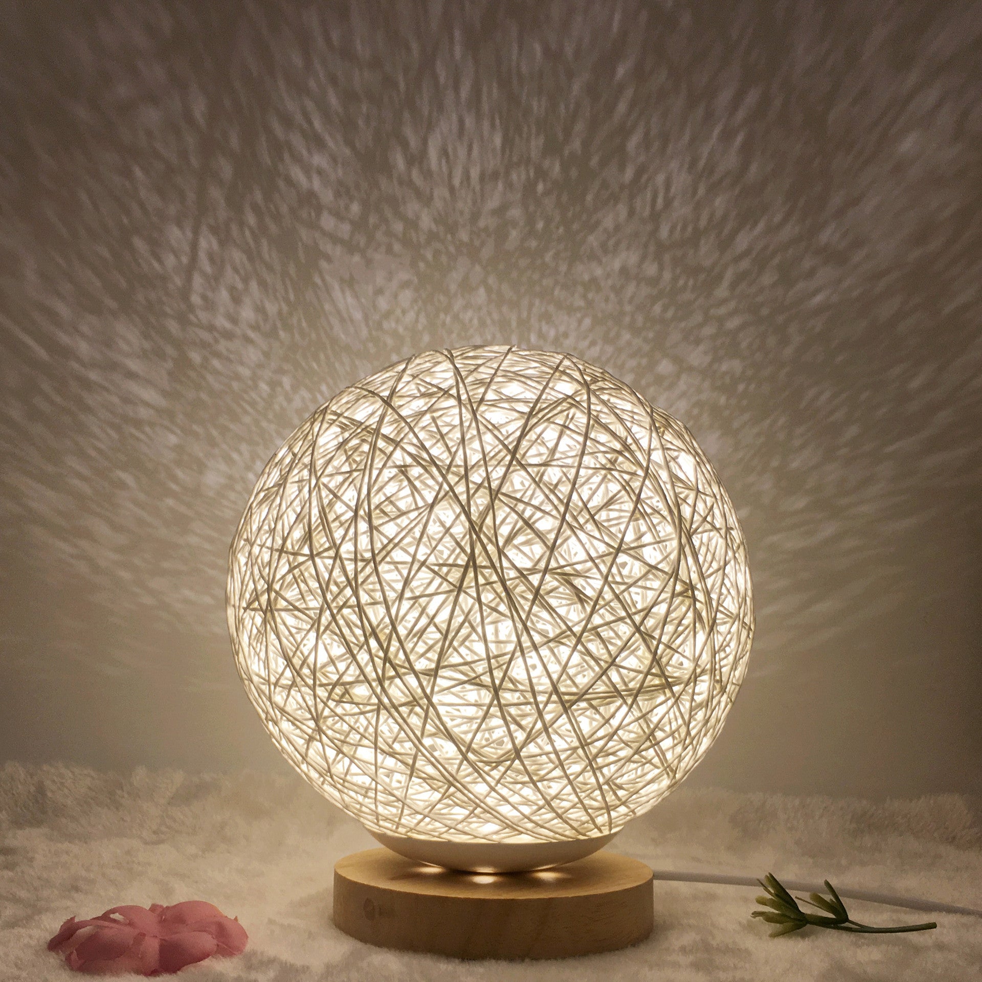 Soothing Rattan Lamp