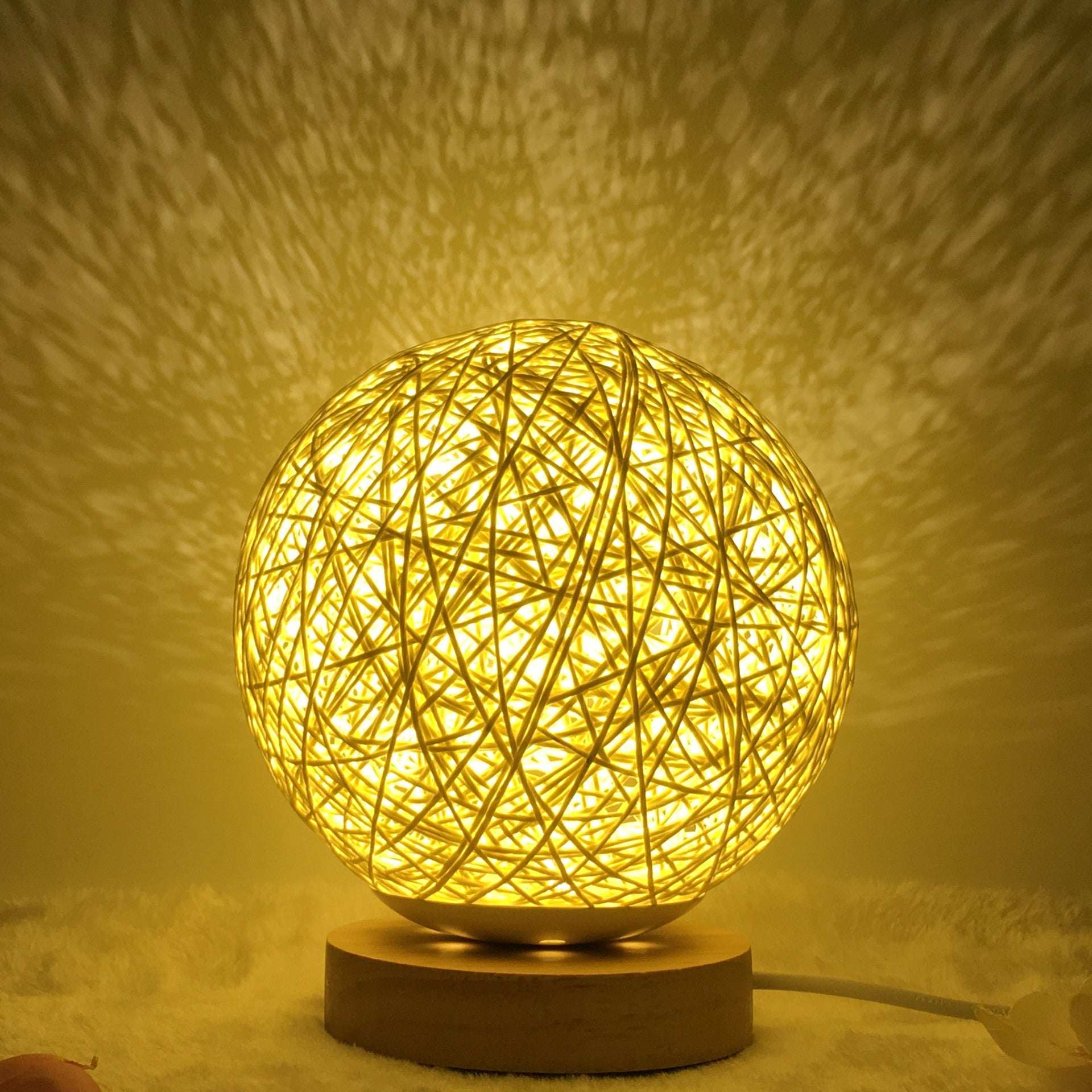 Soothing Rattan Lamp