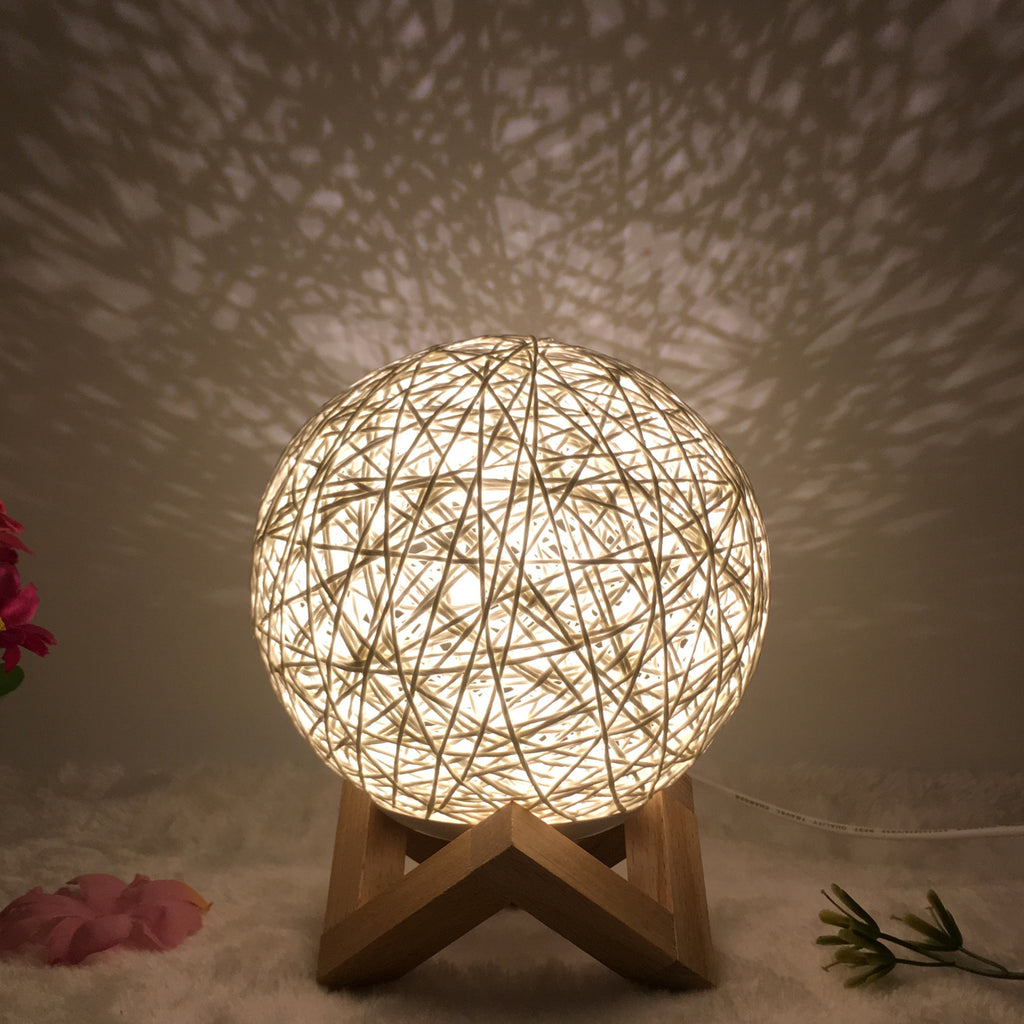 Soothing Rattan Lamp
